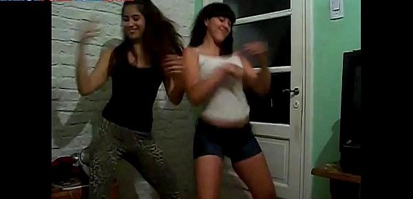  teen mexican sluts dancing in their bed in yoga pants
